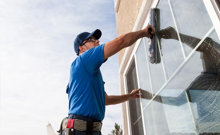 Fensterputzer in Borken, Glasreinigung